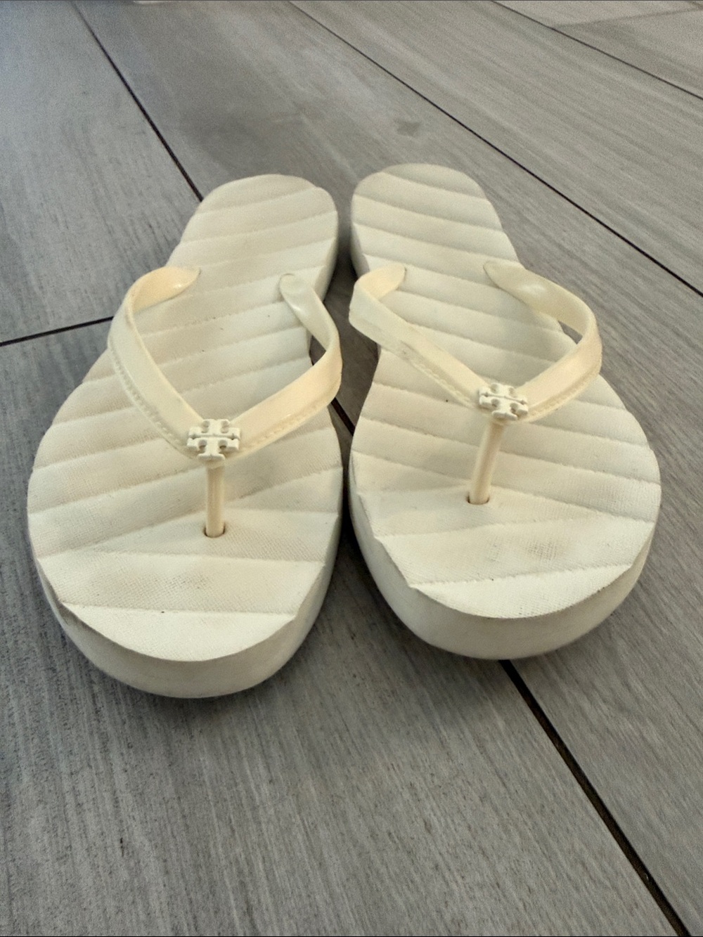 Tory Burch Women's Kira Flip Flop Sandals, Ivory, Size 10